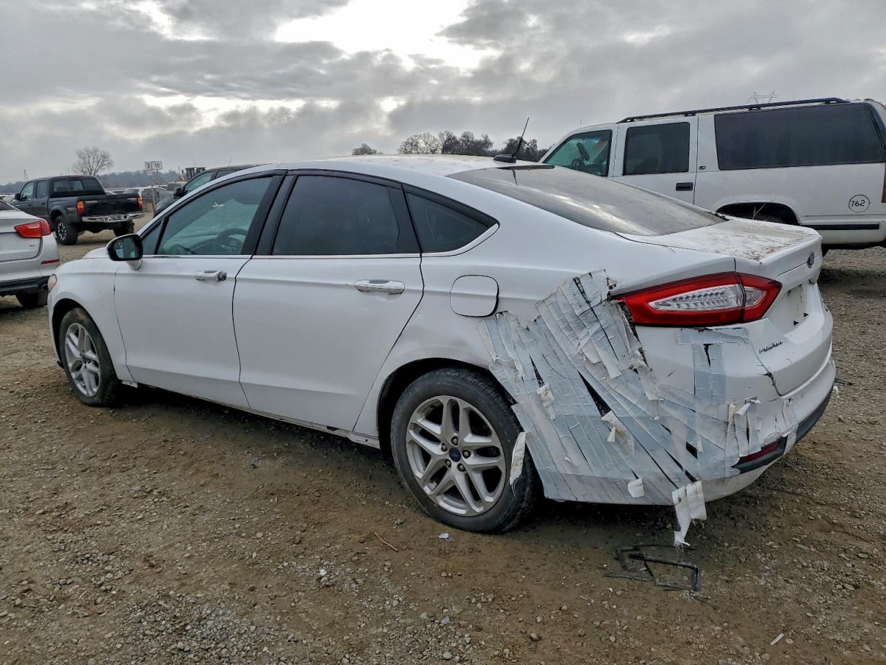 Ford Fusion Se Image 6