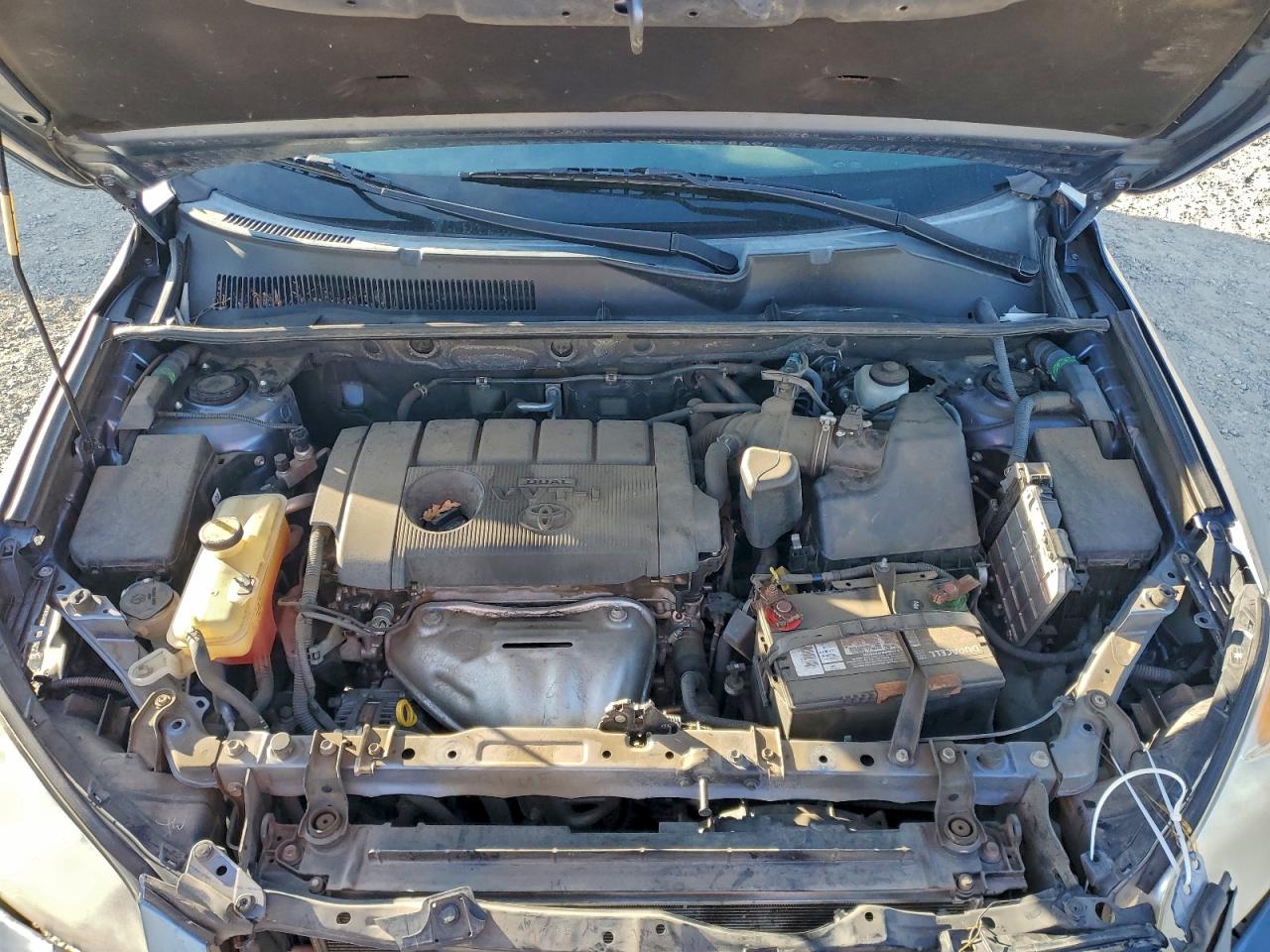 Toyota RAV4 Image 12