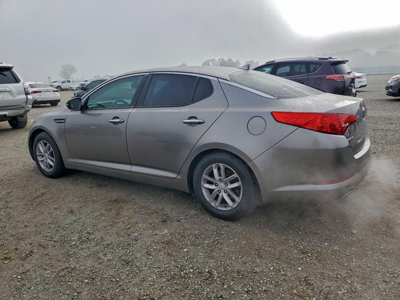 Kia Optima Lx Image 2