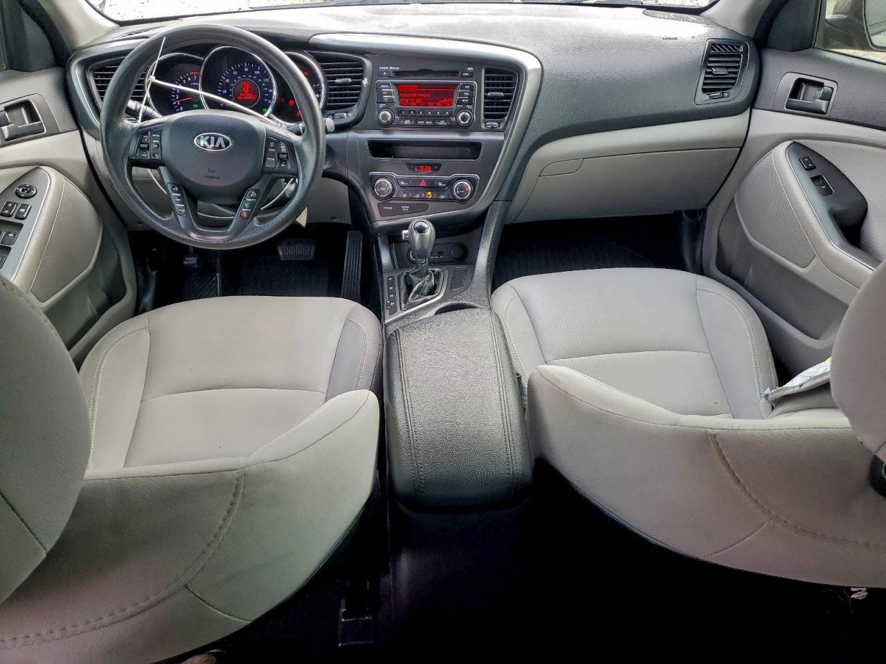 Kia Optima Lx Image 8