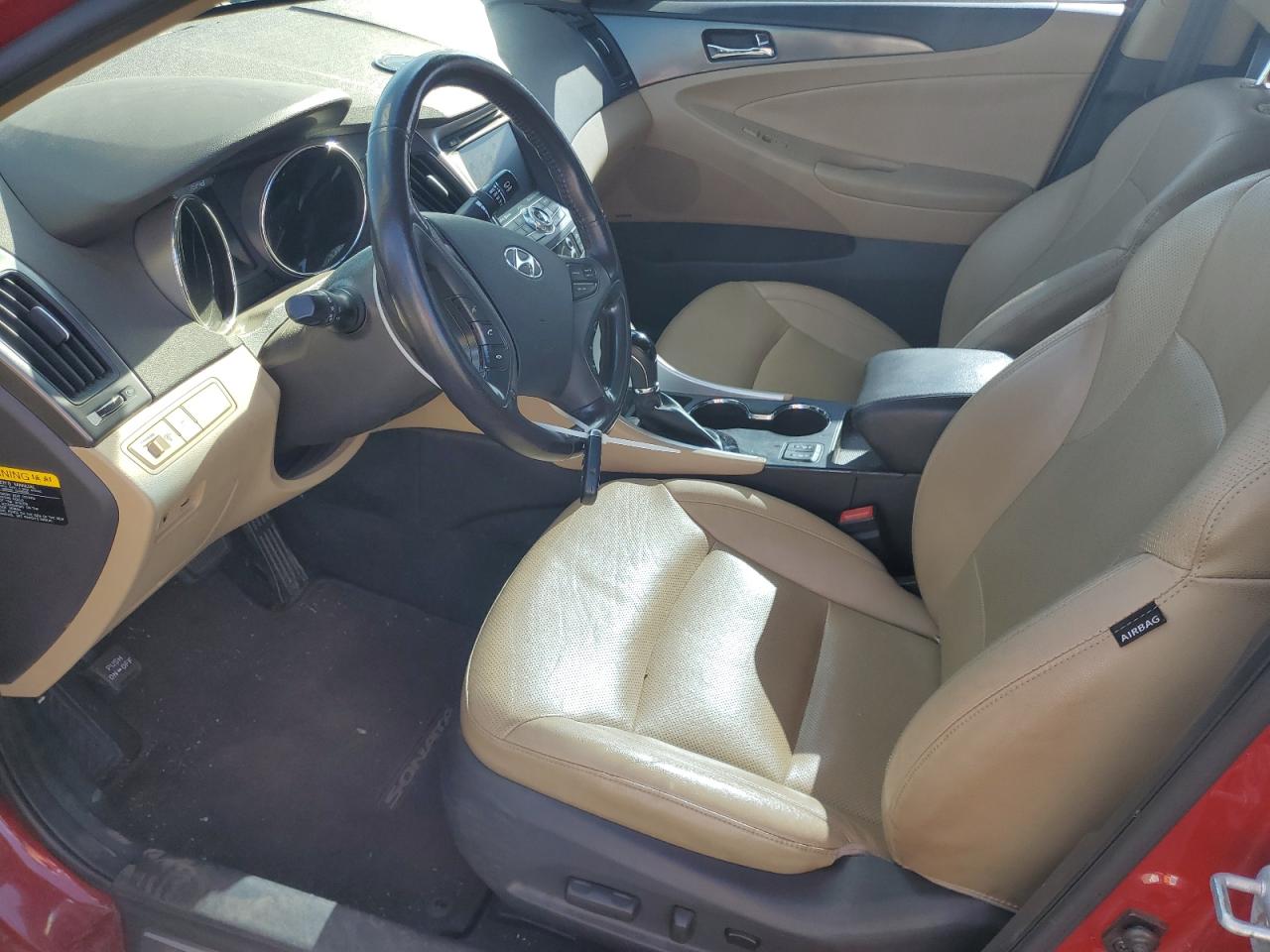 Hyundai SONATA Hybrid Image 4