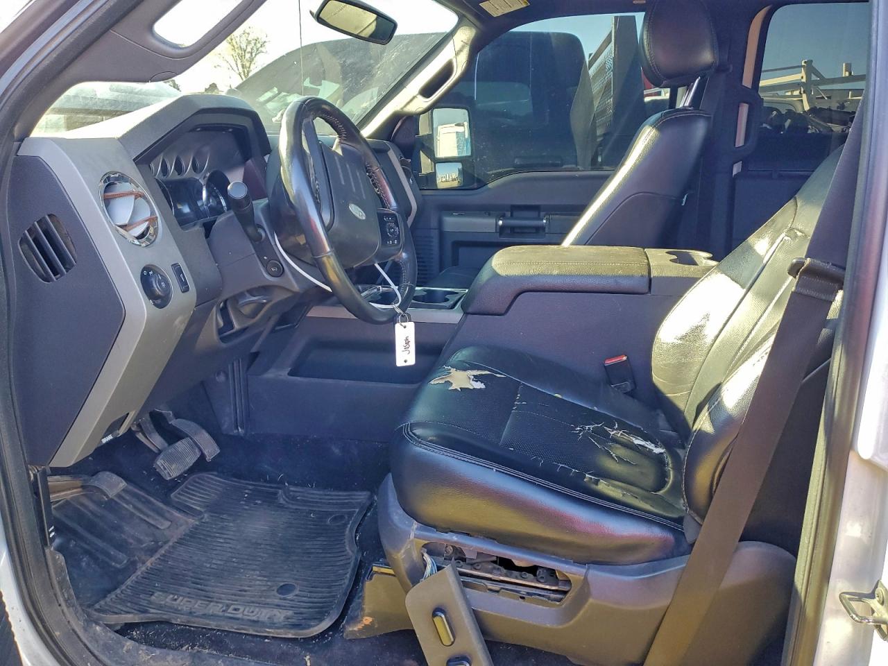 Ford F-350 Super Duty Image 4