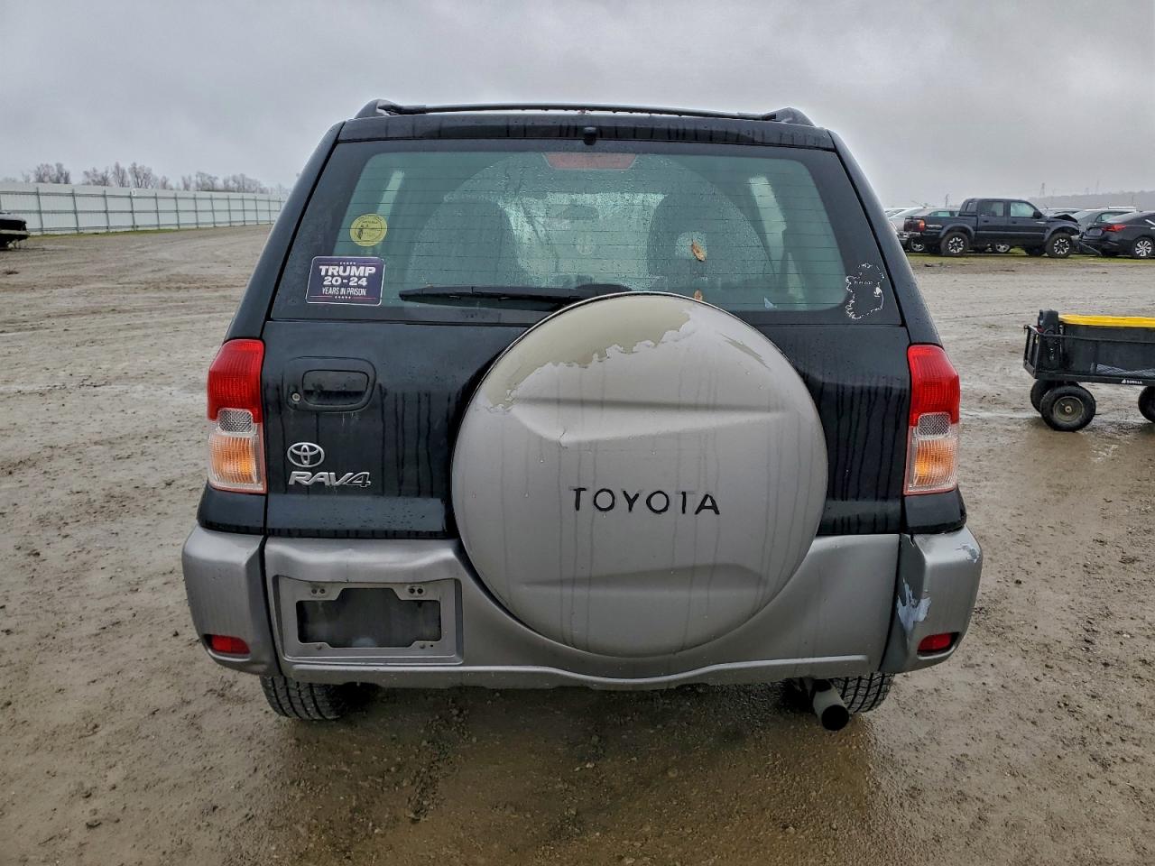 Toyota RAV4 Image 12