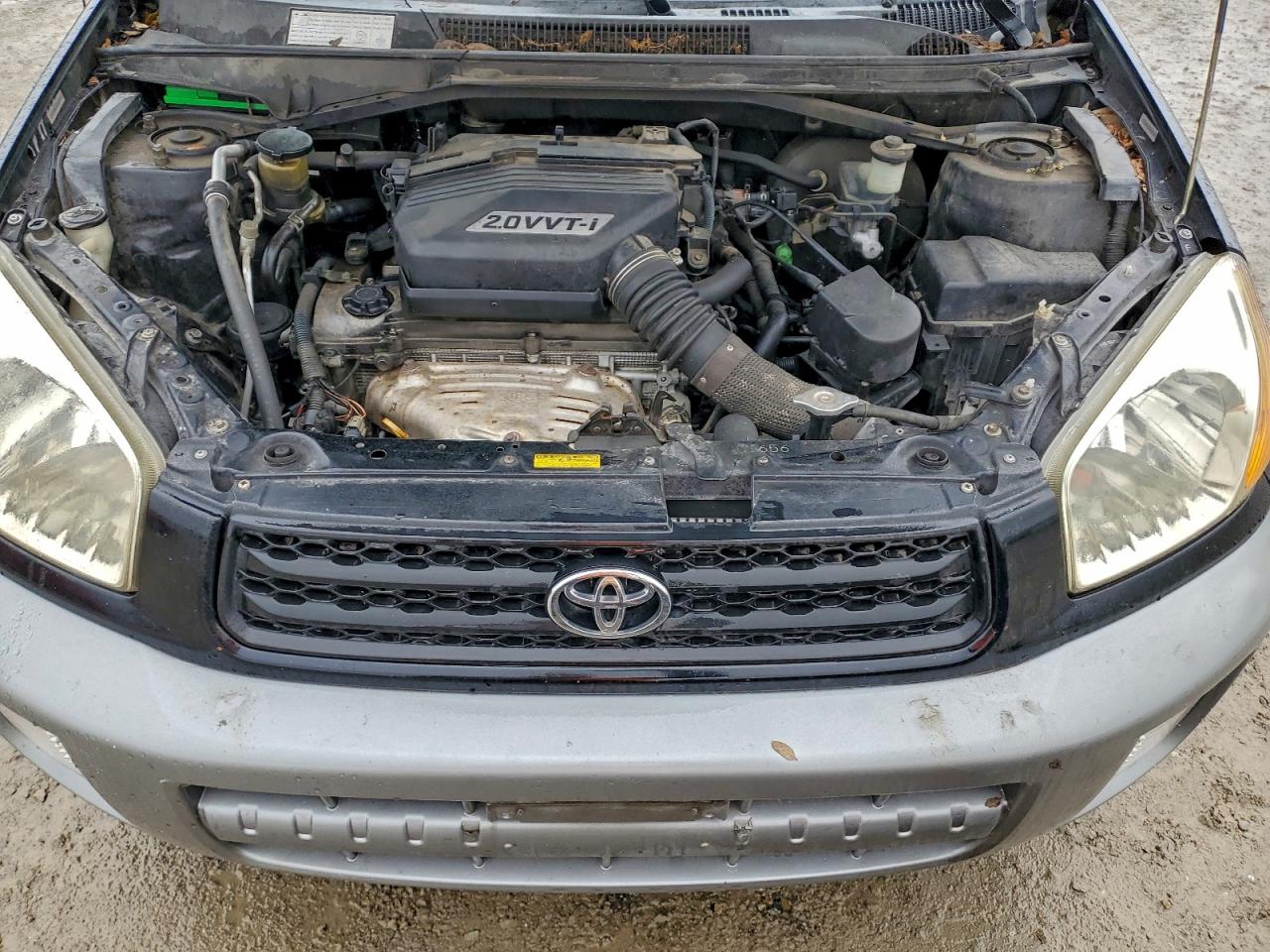 Toyota RAV4 Image 9