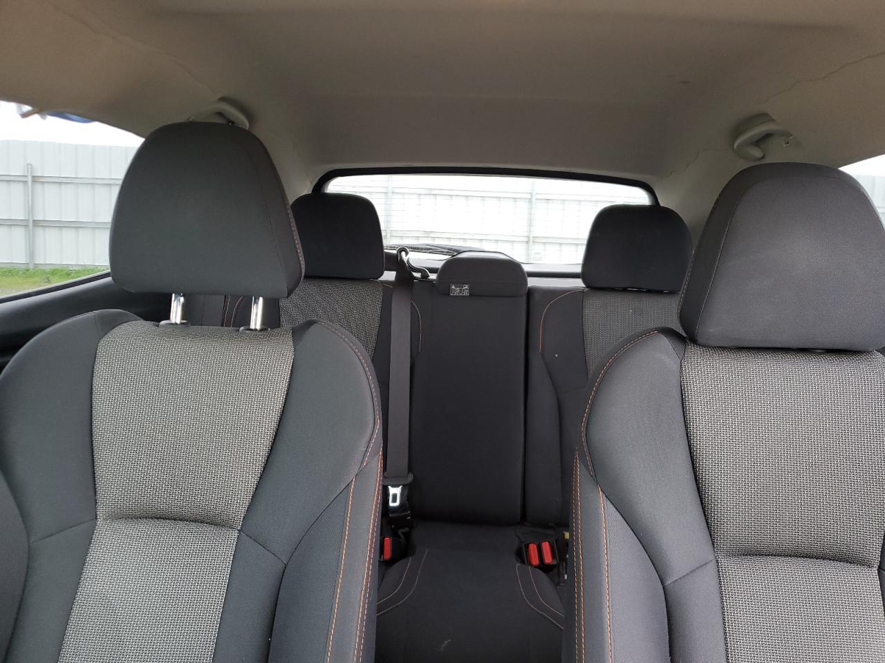 Subaru Crosstrek Premium Image 8