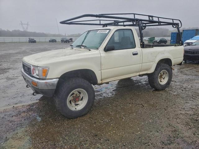  Salvage Toyota Pickup