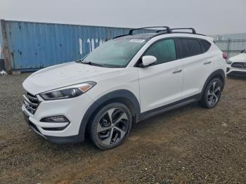  Salvage Hyundai TUCSON
