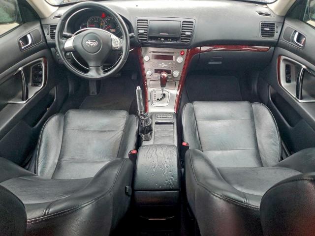 Subaru Outback 2.5i Limited Image 10