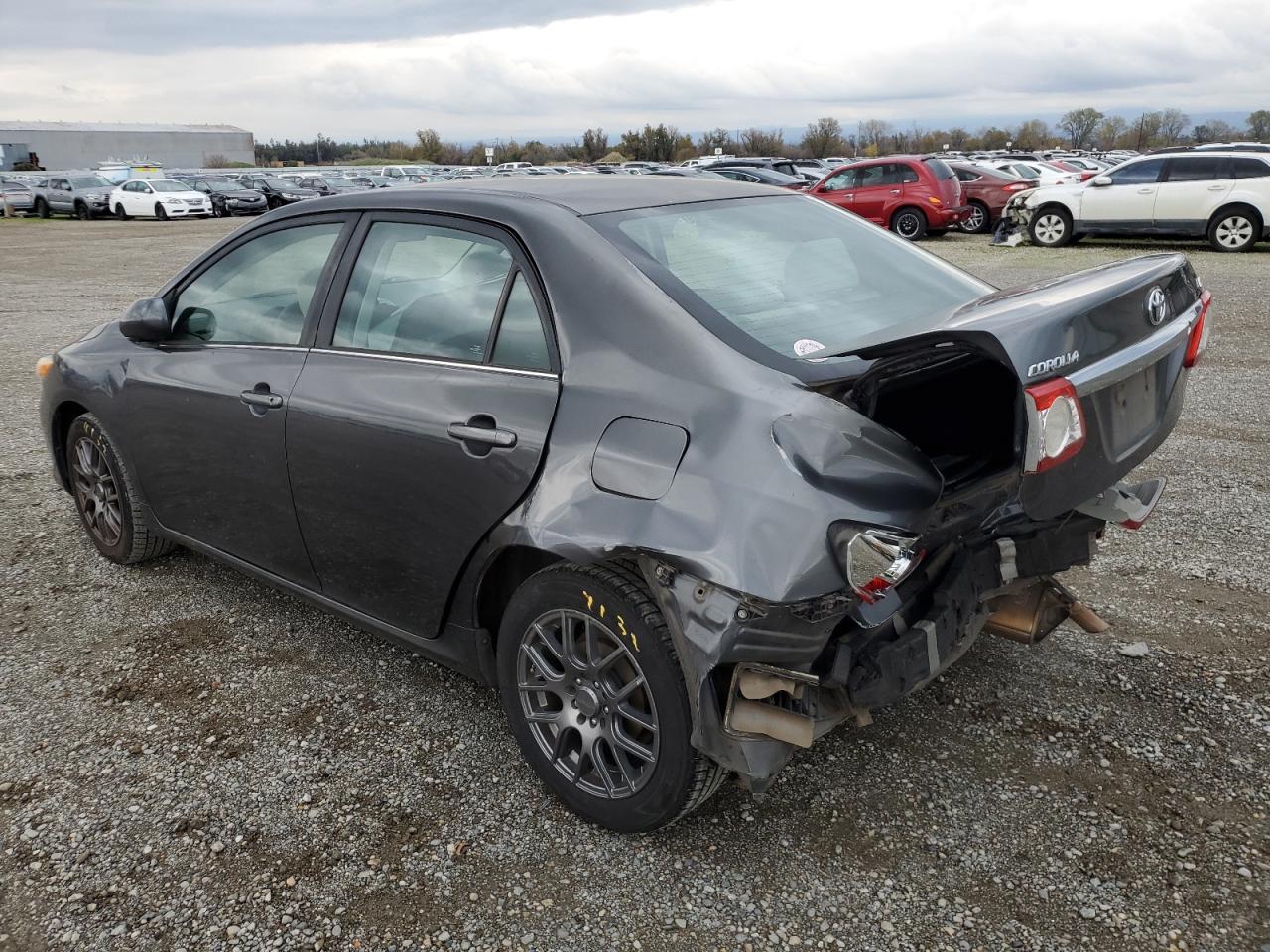 Toyota Corolla Base Image 6