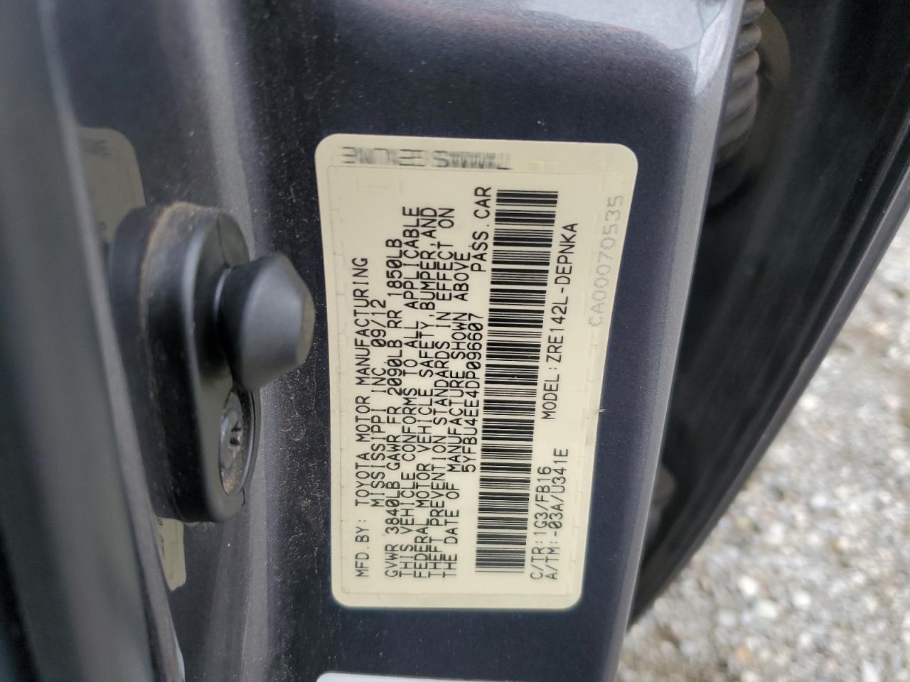 Toyota Corolla Base Image 11