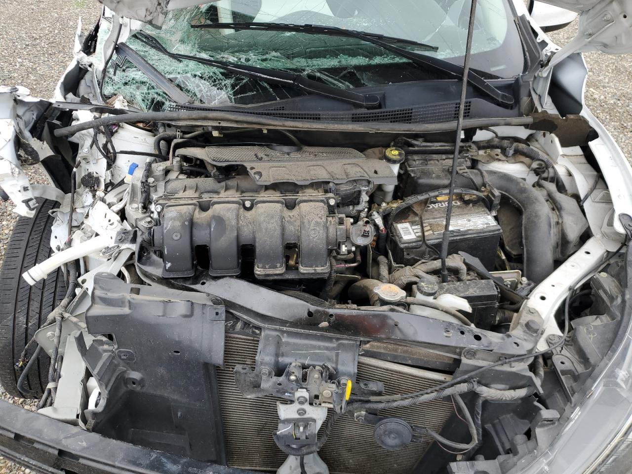 Nissan Sentra S Image 10