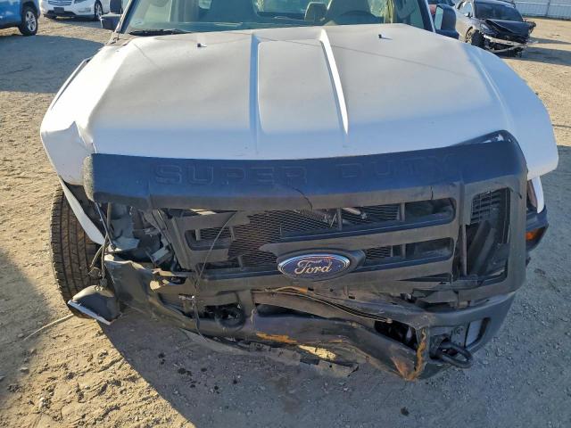 Ford F-250 Super Duty Image 10