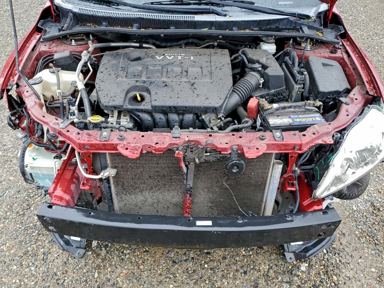 Toyota Corolla Base Image 8