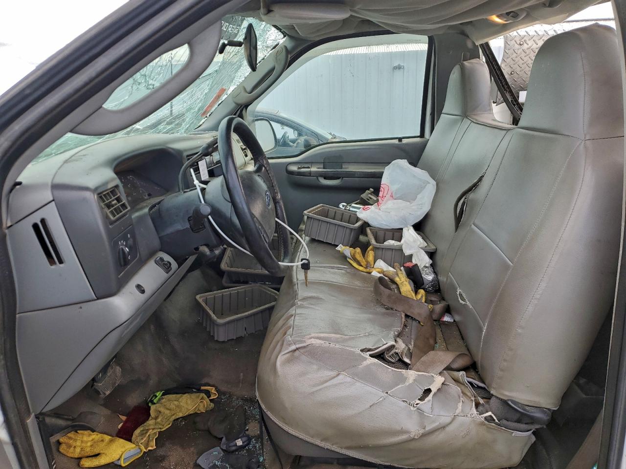 Ford F-250 Super Duty Image 7