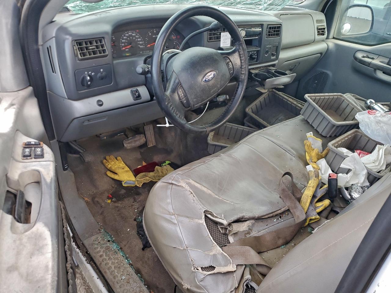 Ford F-250 Super Duty Image 6