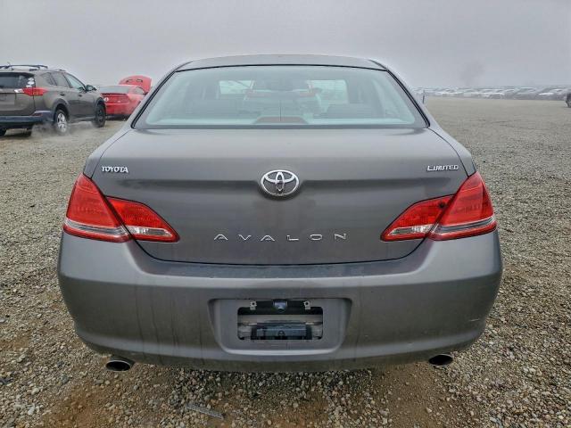 Toyota Avalon Xl Image 4