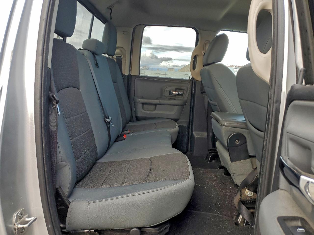 Ram 1500 Slt Image 9