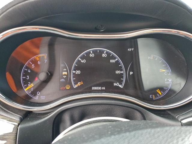 Jeep Grand Cherokee Overland Image 13