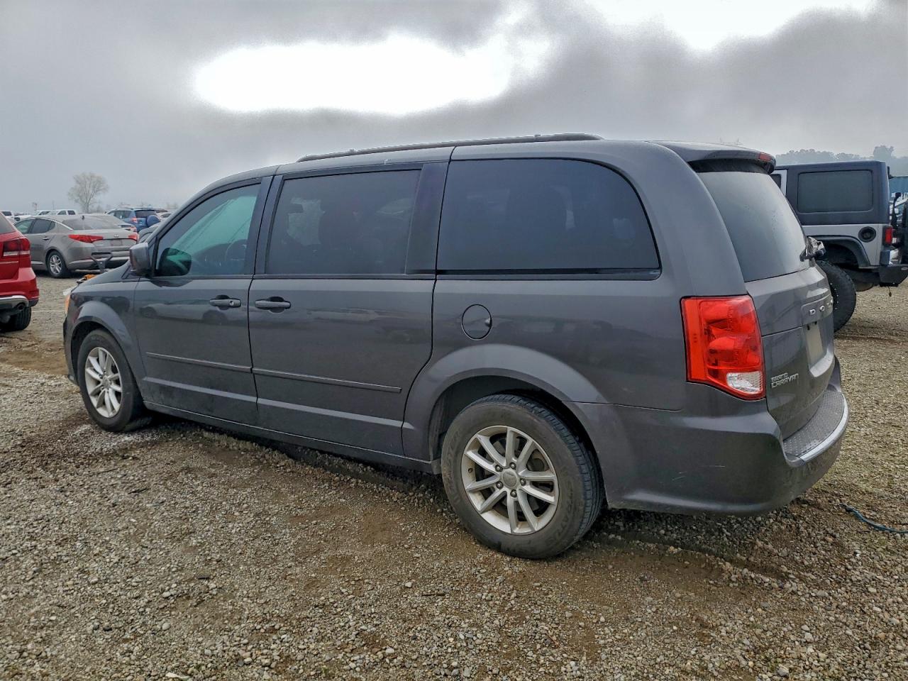 Dodge Caravan Sxt Image 3
