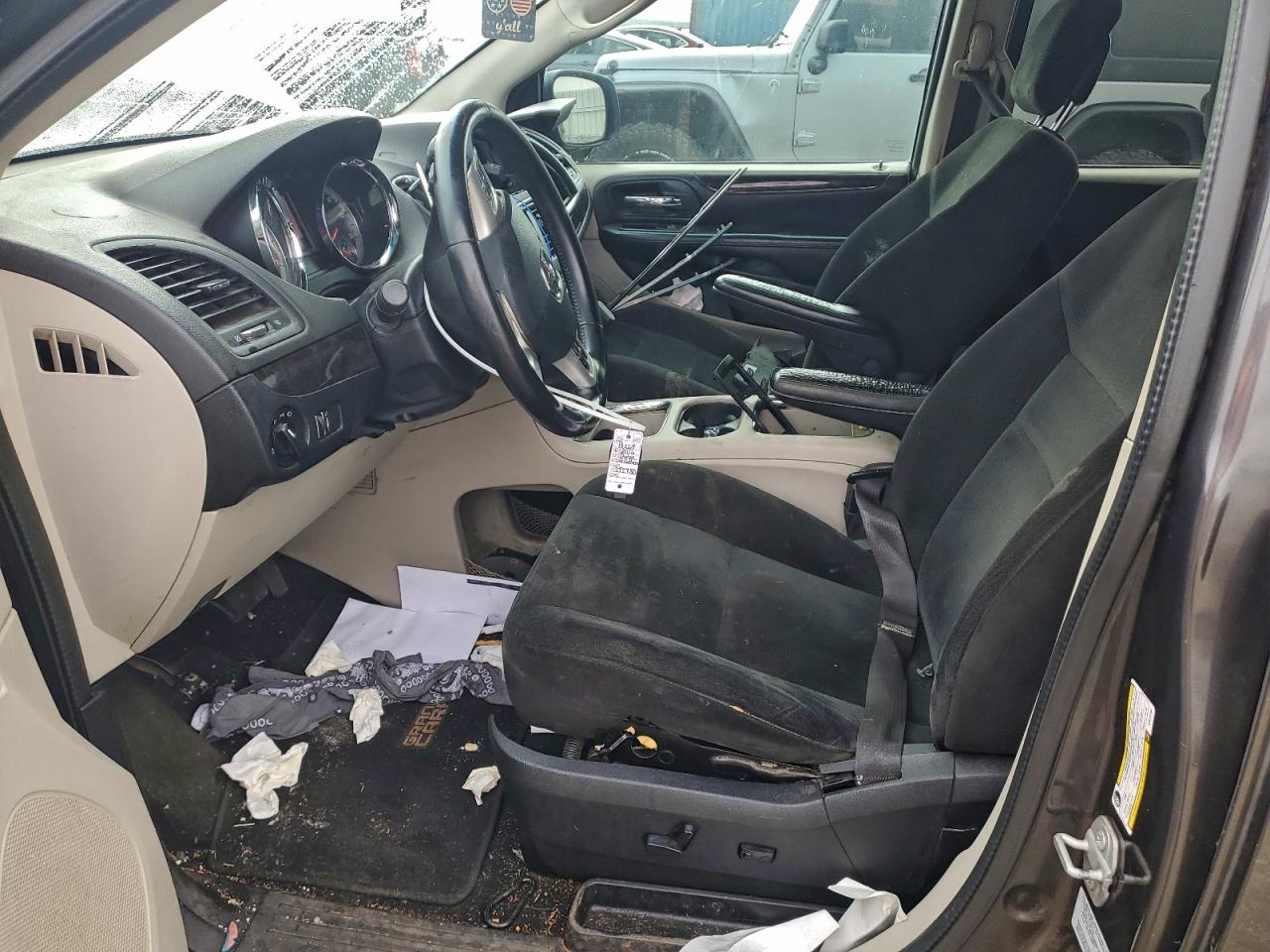 Dodge Caravan Sxt Image 7