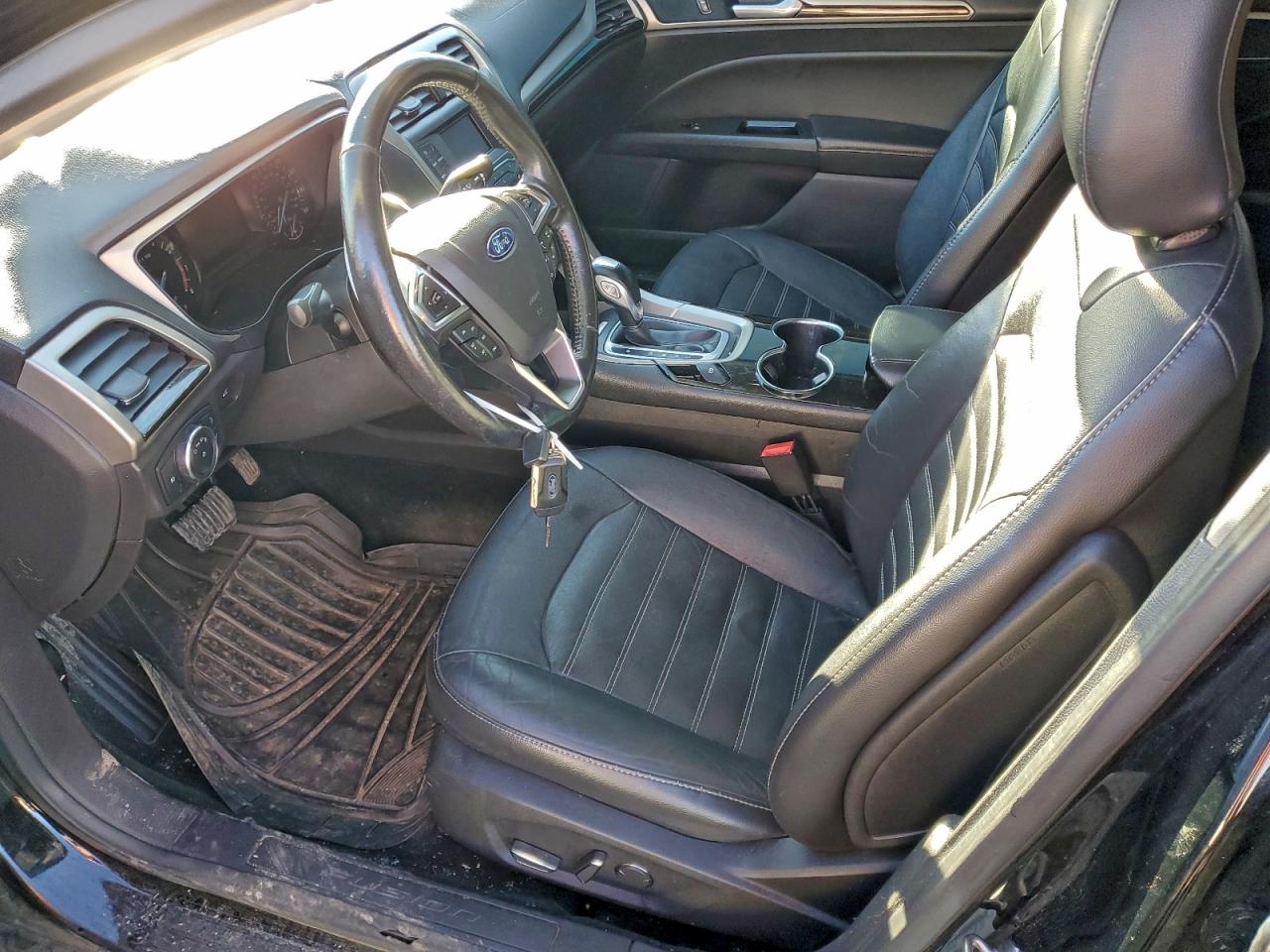 Ford Fusion Se Image 4