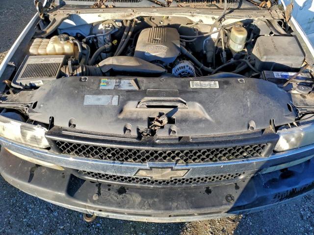 Chevrolet Silverado K2500 Heavy Duty Image 12