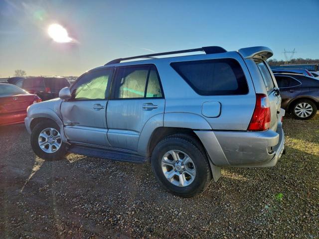 Toyota 4Runner Sr5 Image 7