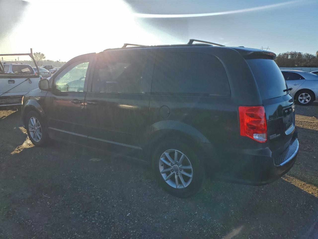 Dodge Caravan Sxt Image 10