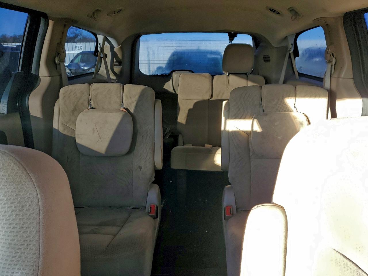 Dodge Caravan Sxt Image 6