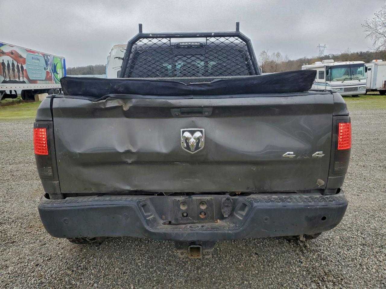 Ram 3500 Laramie Image 6